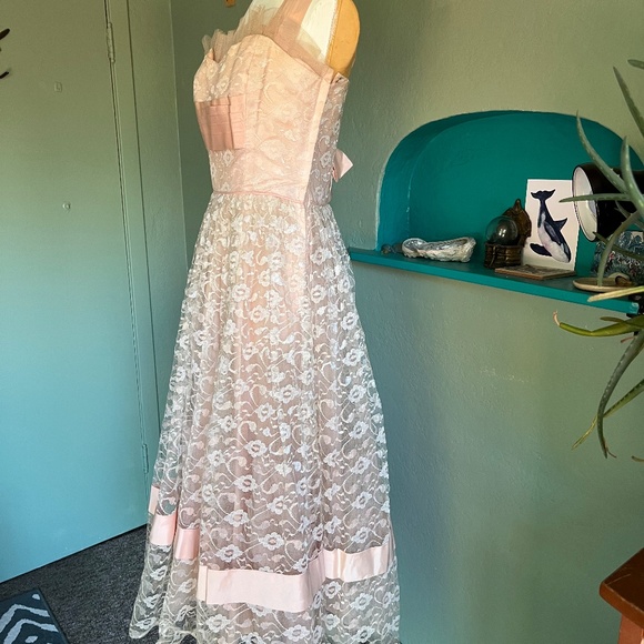 Vintage 1950s Tulle Lace Prom Dress / Vintage Formal Dress - Picture 5 of 7
